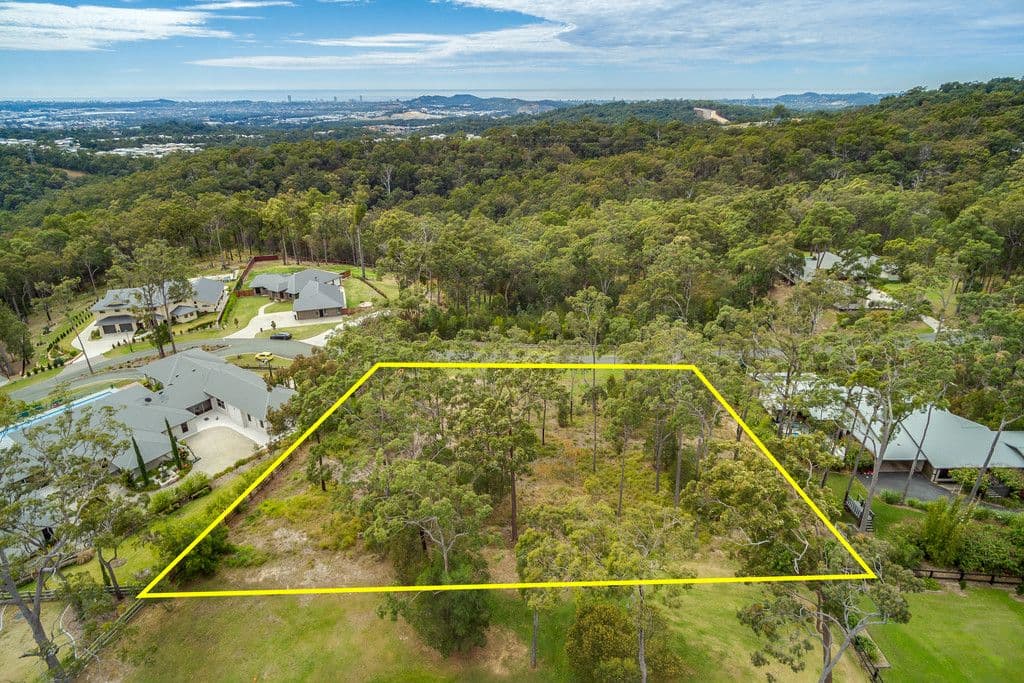 14 Ridgeview Crescent, Bonogin QLD 4213, Bonogin - Thumbnail 2