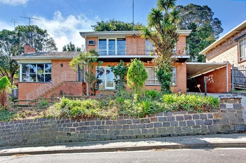 18 Cleve Road, PASCOE VALE SOUTH VIC 3044, Pascoe Vale South - Image 1