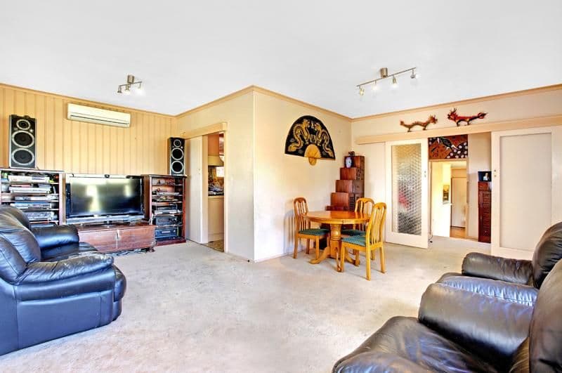 18 Cleve Road, PASCOE VALE SOUTH VIC 3044, Pascoe Vale South - Thumbnail 4