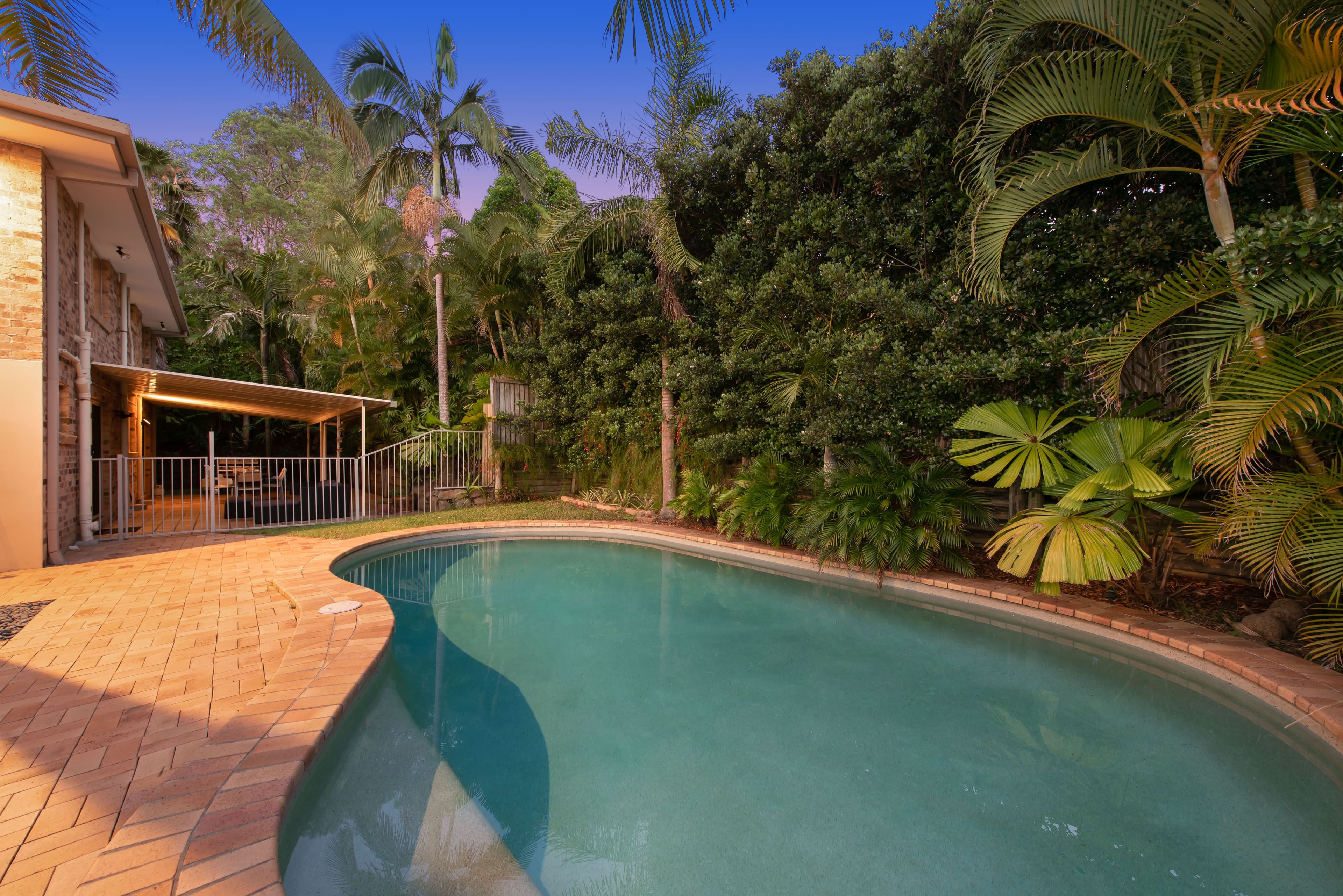 3 Aminya Close, The Gap QLD 4061, The Gap - Thumbnail 2