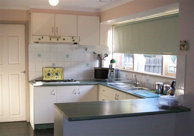 10 Valonia Court, CRAIGIEBURN VIC 3064, Craigieburn - Thumbnail 2