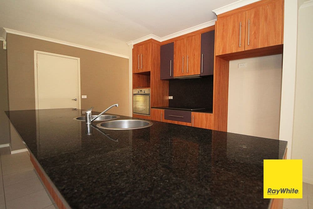 30 Ashby Drive, Bungendore NSW 2621, Bungendore - Thumbnail 2