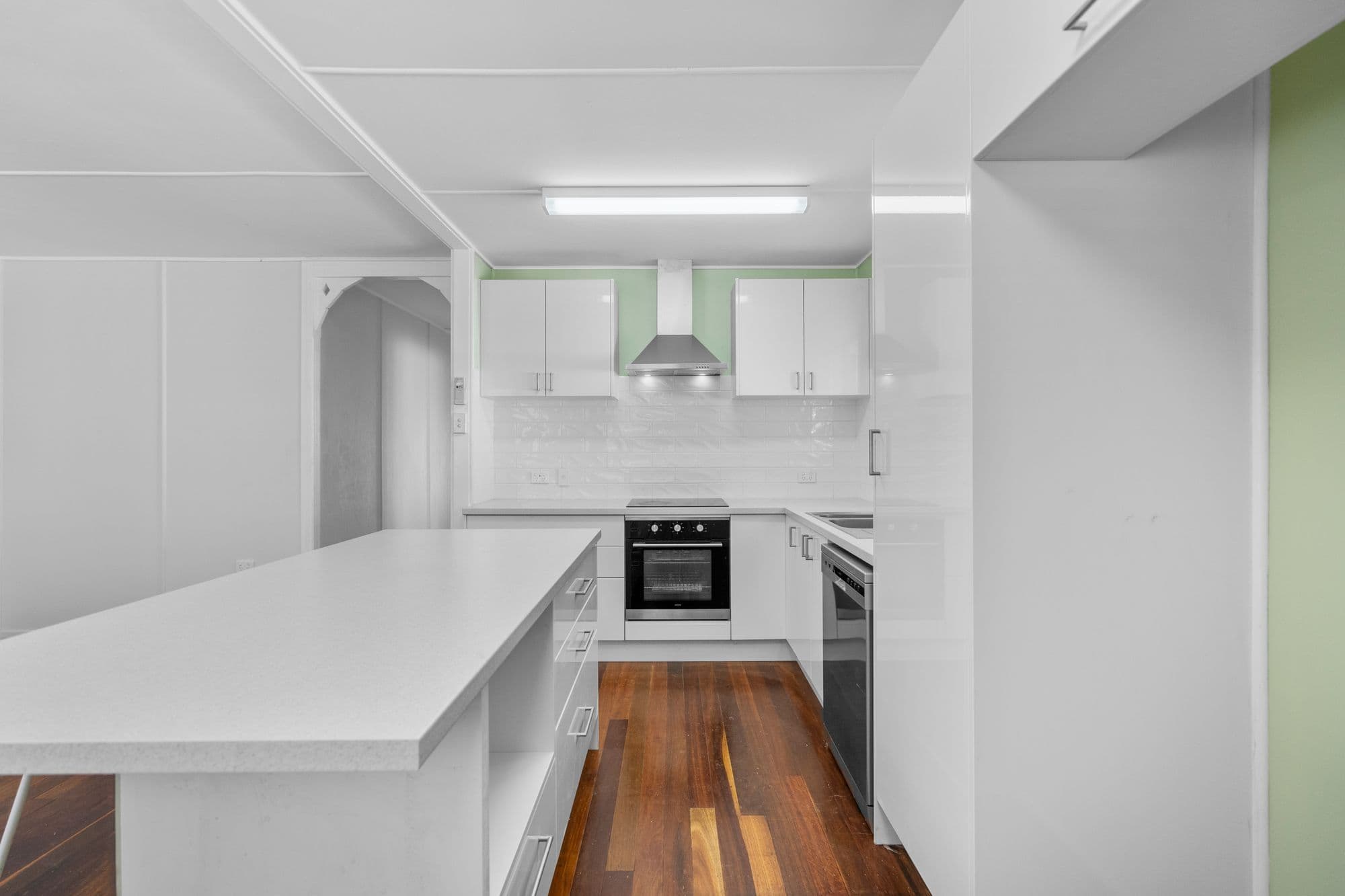 32 Vivian Street, Eastern Heights QLD 4305, Eastern Heights - Thumbnail 7
