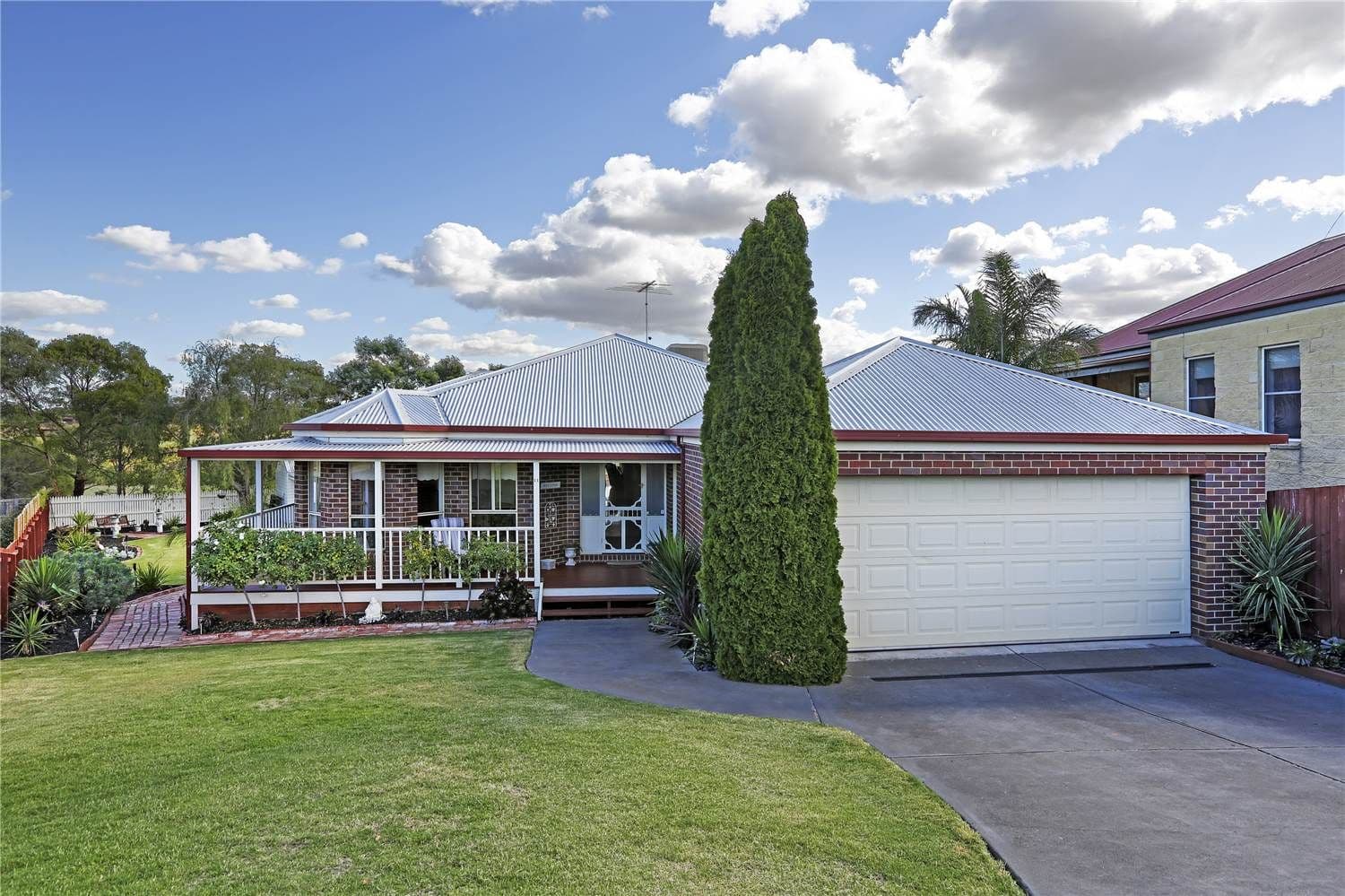 11 Nanton Close, LARA VIC 3212, Lara - Image 1