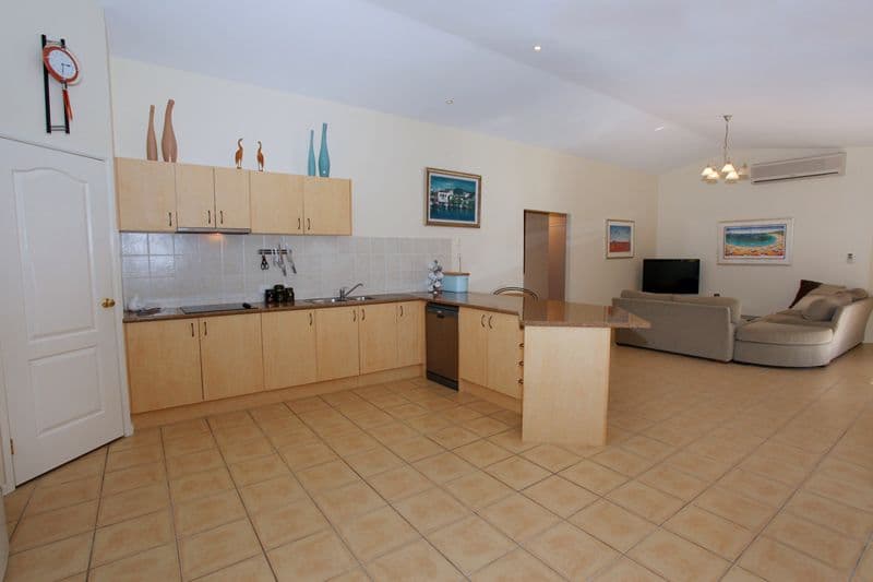 59 Escolar Drive, MOUNTAIN CREEK QLD 4557, Mountain Creek - Thumbnail 3