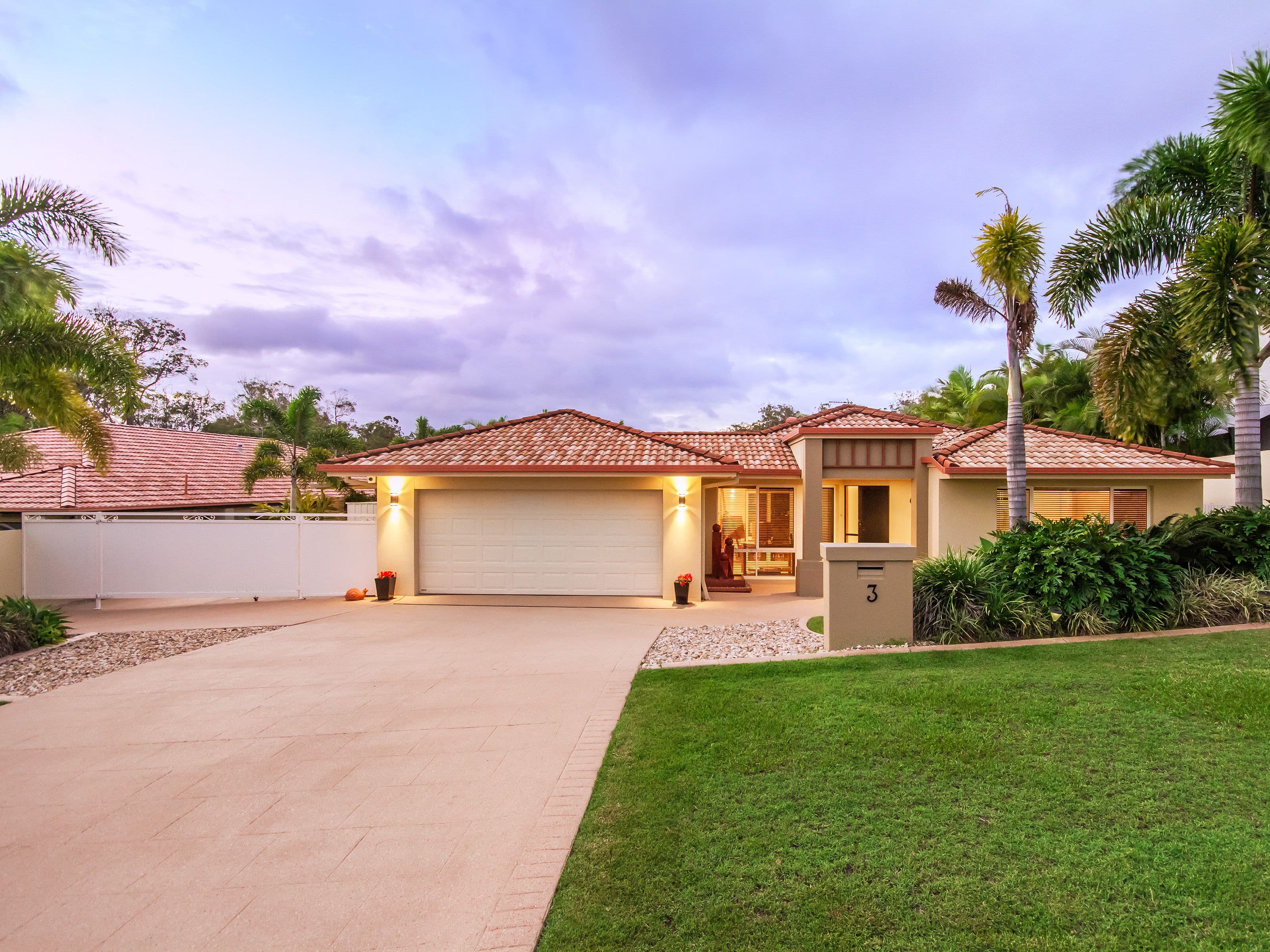 3 Blackfen Court, Arundel QLD 4214, Arundel - Thumbnail 2