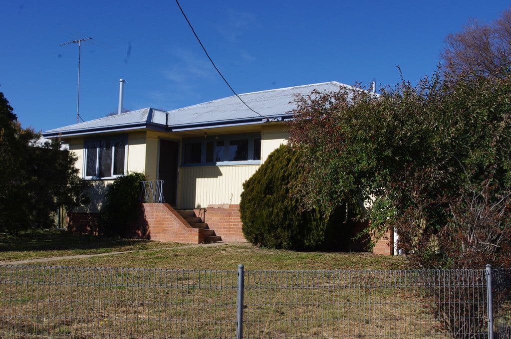 38 Gilchrist Street, Inverell - Image 1