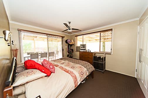 13 Sigatoka Place, BROADBEACH WATERS QLD 4218, Broadbeach Waters - Thumbnail 8