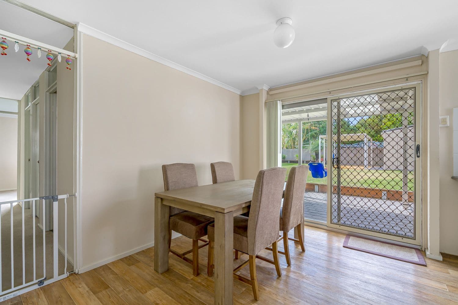 8 Stoke Court, Girrawheen WA 6064, Girrawheen - Thumbnail 7