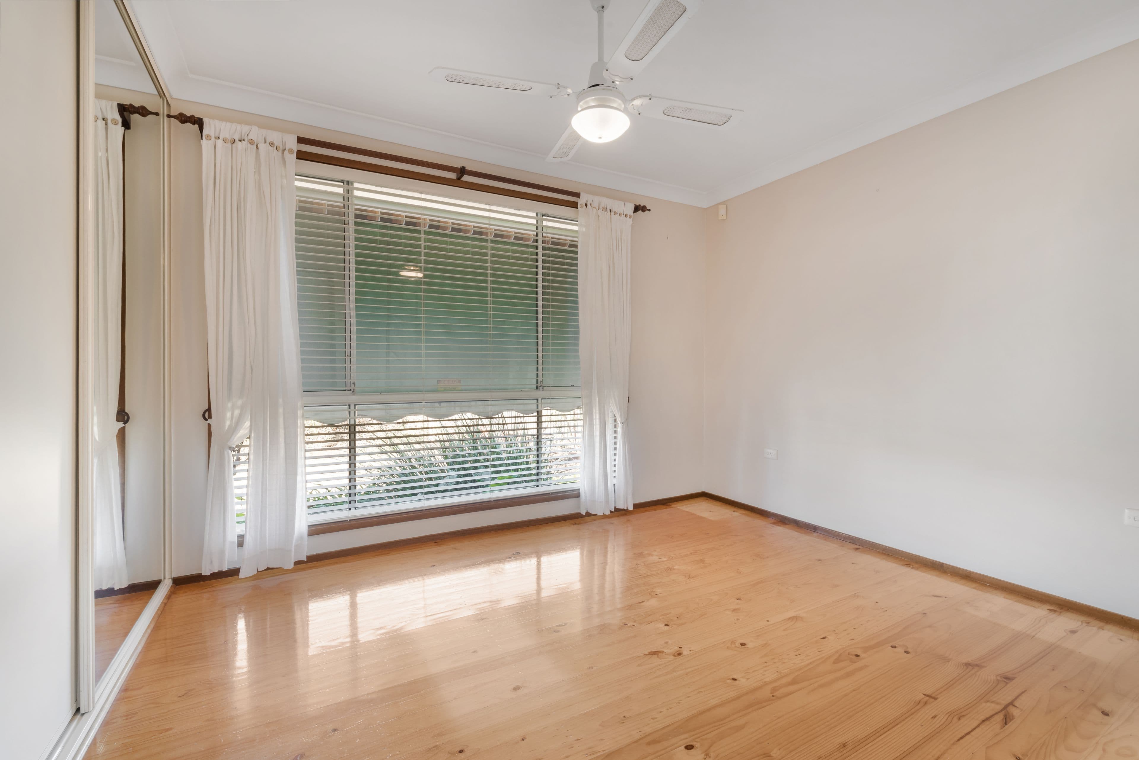 293 North Liverpool Road, Bonnyrigg Heights NSW 2177, Bonnyrigg Heights - Thumbnail 3