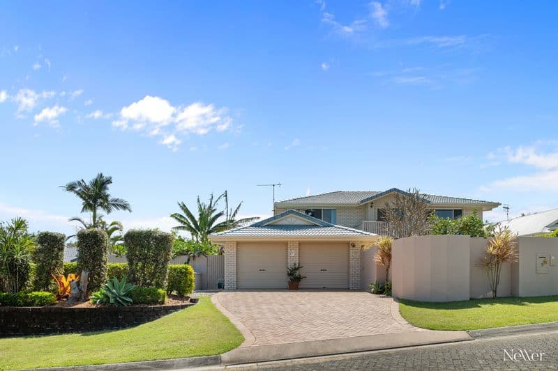 5 Daybreak Court, Castaways Beach - Thumbnail 2