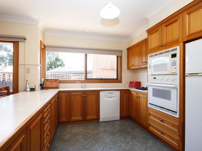 3 Burdekin Drive, HIGHTON VIC 3216, Highton - Thumbnail 2