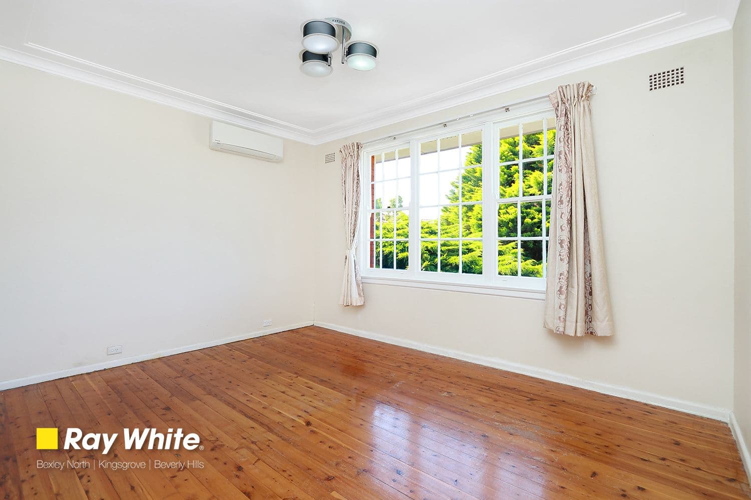 30 Mayfair Crescent, Beverly Hills NSW 2209, Beverly Hills - Thumbnail 6