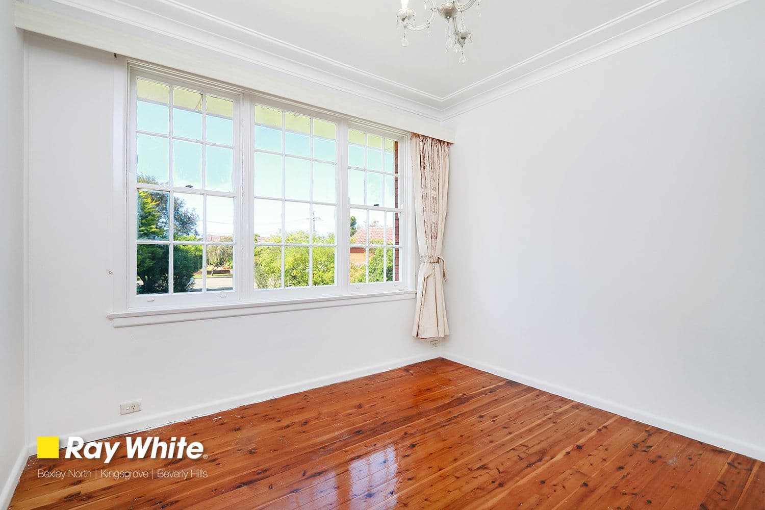 30 Mayfair Crescent, Beverly Hills NSW 2209, Beverly Hills - Thumbnail 7
