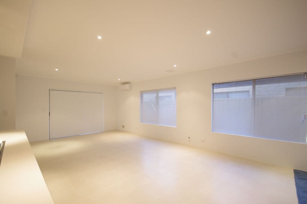 16 Hoypoy Gardens, DARCH WA 6065, Darch - Thumbnail 4