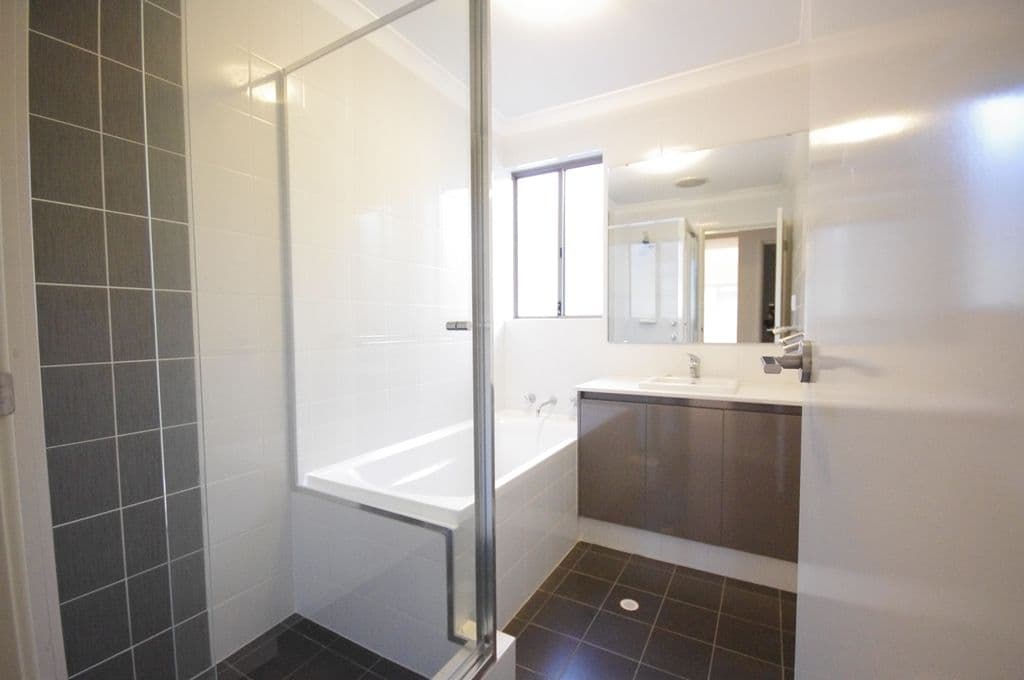 16 Hoypoy Gardens, DARCH WA 6065, Darch - Thumbnail 7