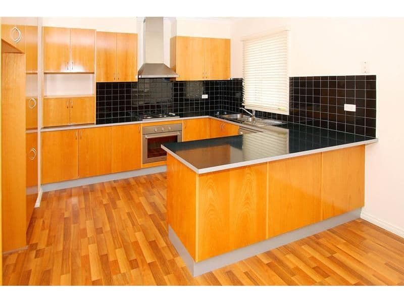 73 Ladd Street, WATSONIA VIC 3087, Watsonia - Thumbnail 2