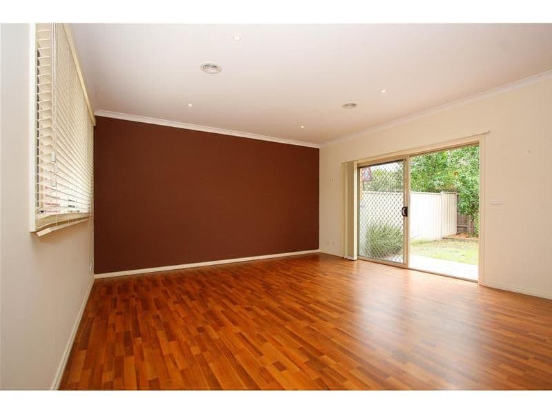 73 Ladd Street, WATSONIA VIC 3087, Watsonia - Thumbnail 4