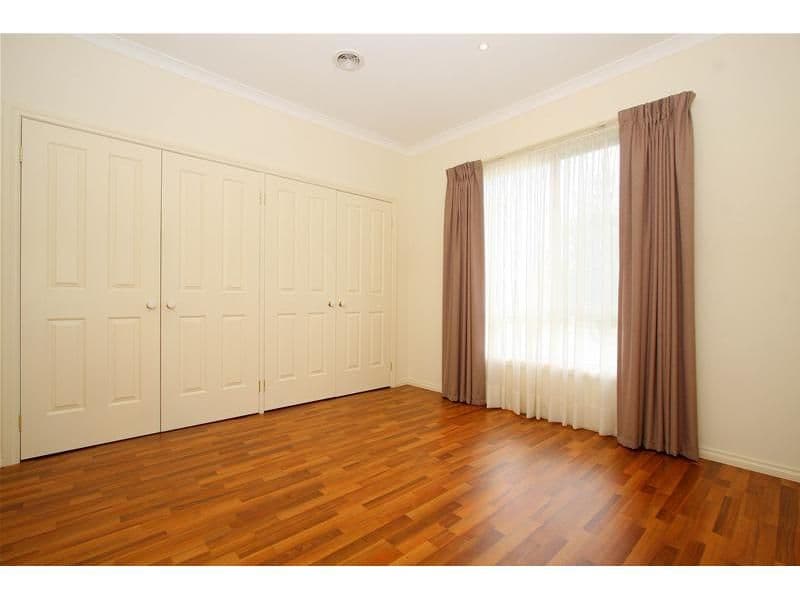 73 Ladd Street, WATSONIA VIC 3087, Watsonia - Thumbnail 5