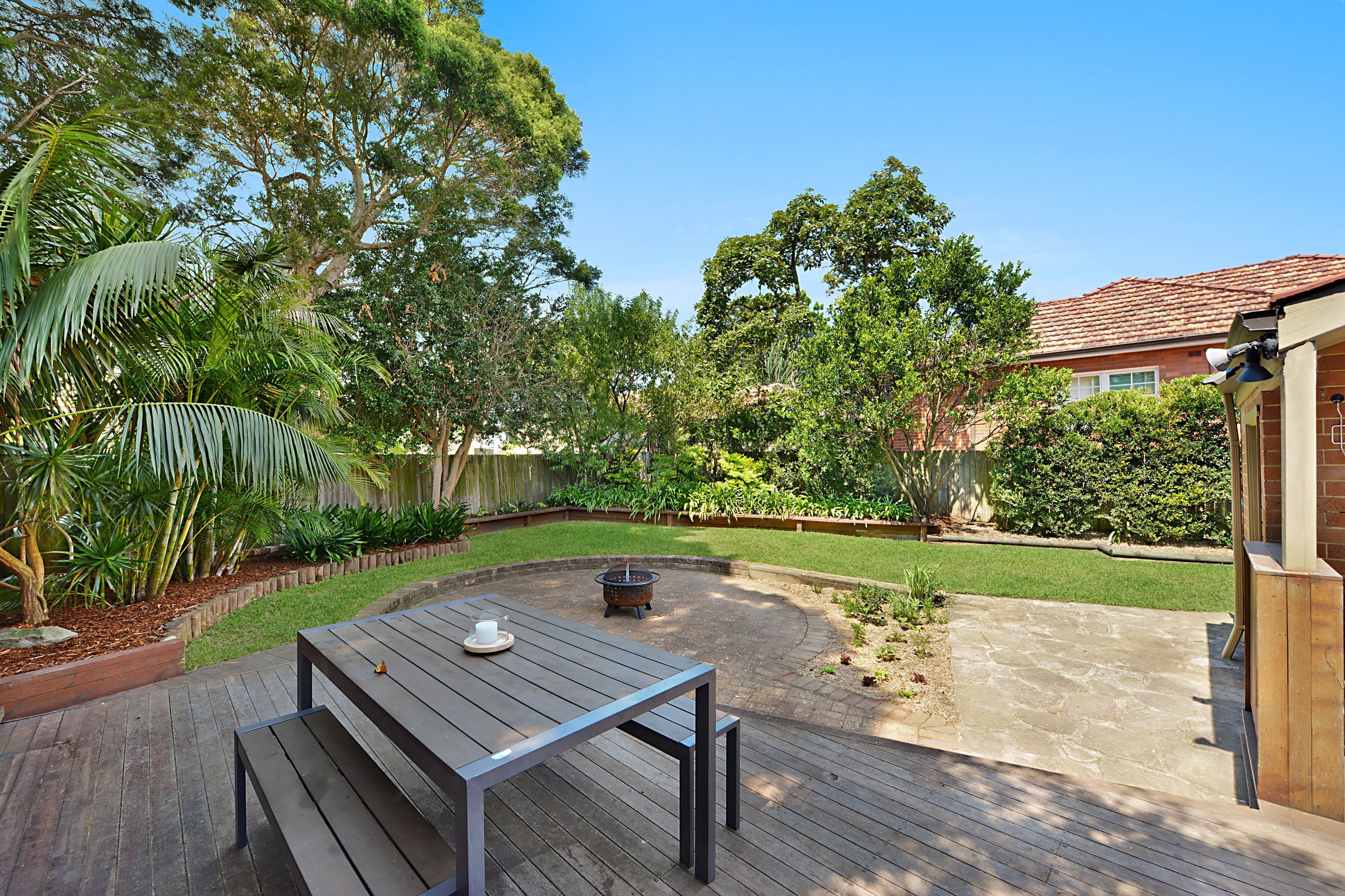 117 Eastern Valley Way, Castlecrag - Image 1