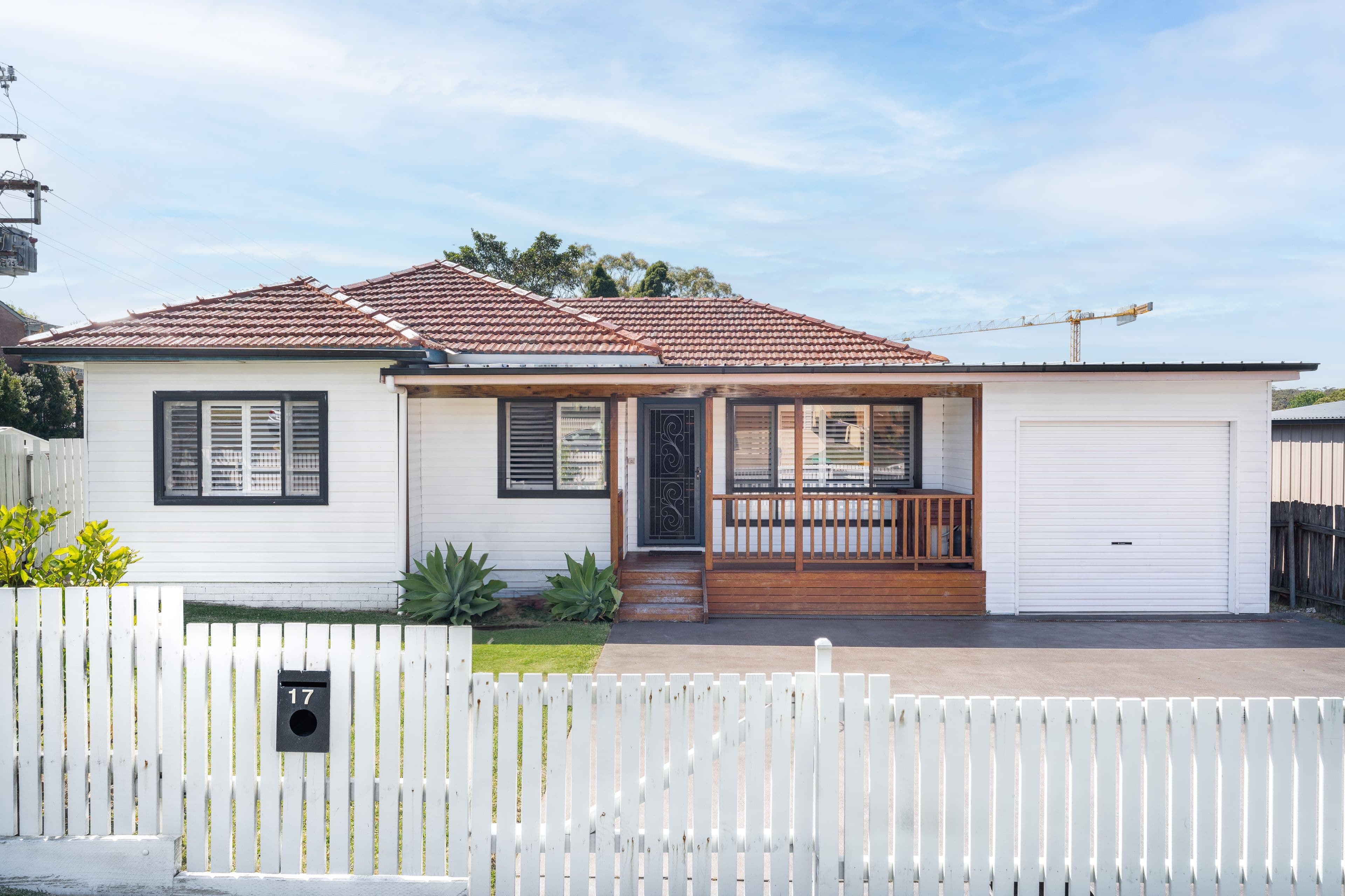 17 Stuart Street, Helensburgh NSW 2508, Helensburgh - Image 1