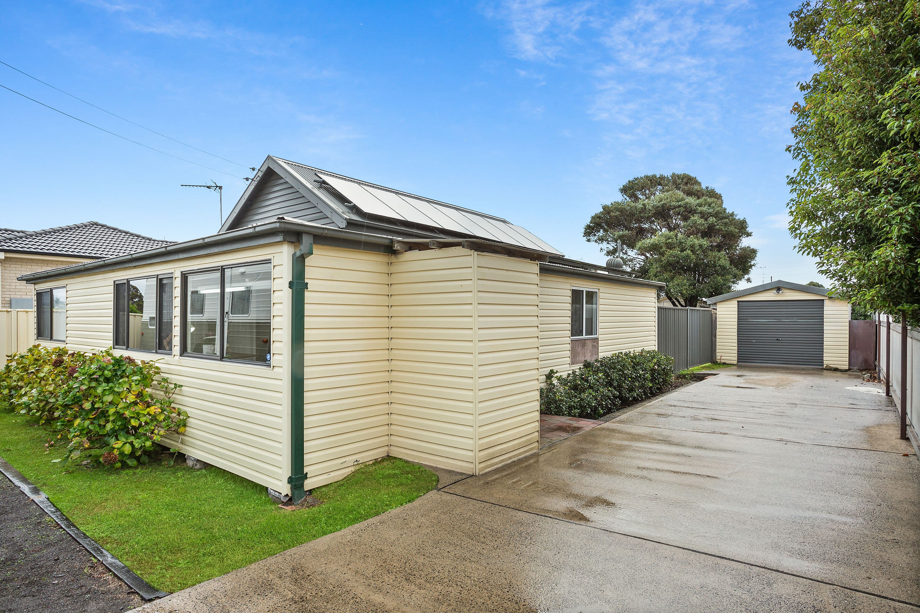 16 Addison Avenue, Lake Illawarra NSW 2528, Lake Illawarra - Image 1