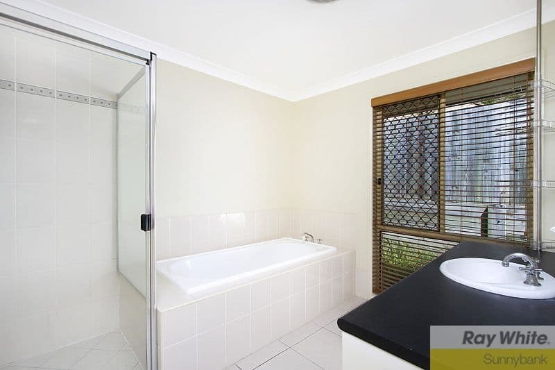 19 Avonlea Place, EIGHT MILE PLAINS QLD 4113, Eight Mile Plains - Thumbnail 7