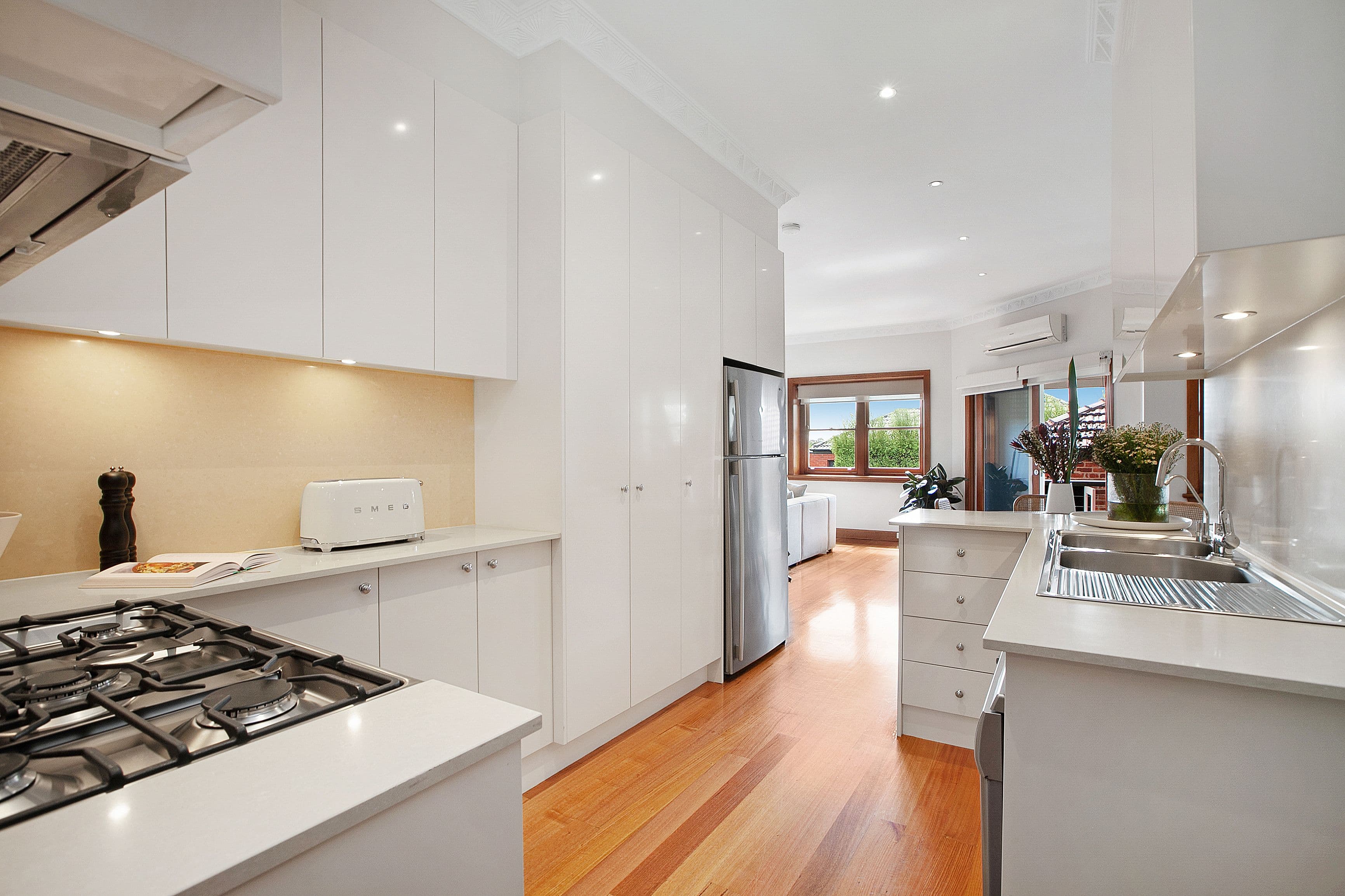 8 Sussex Street, Preston VIC 3072, Preston - Thumbnail 7