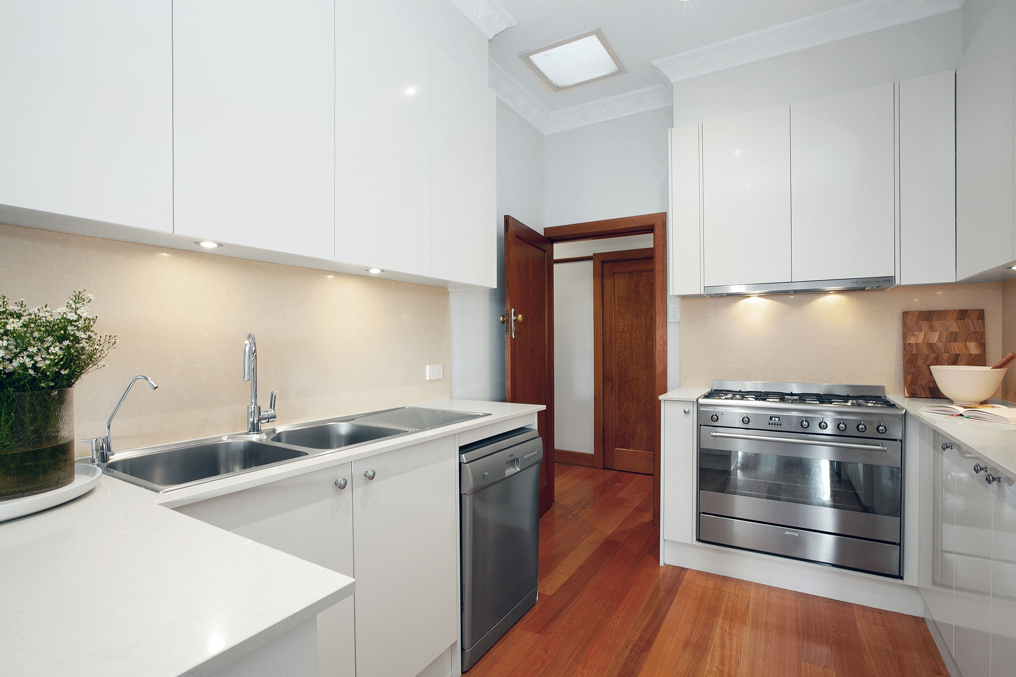 8 Sussex Street, Preston VIC 3072, Preston - Thumbnail 8