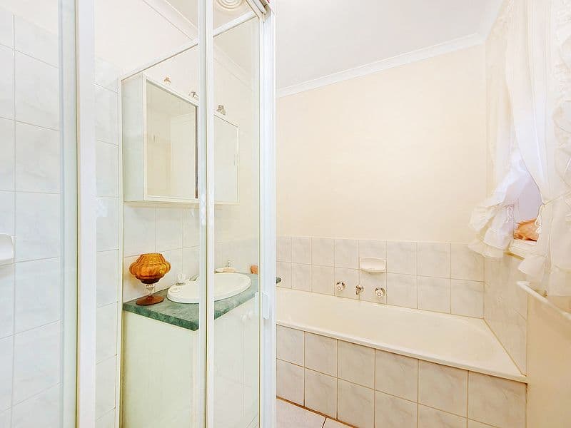 38 Oberon Avenue, ST ALBANS VIC 3021, St Albans - Thumbnail 6
