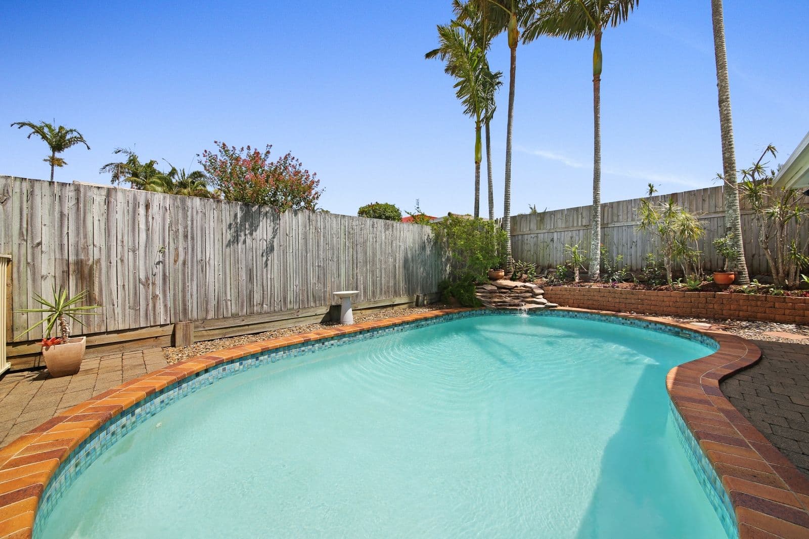 1 Essendon Close, Arundel QLD 4214, Arundel - Thumbnail 3