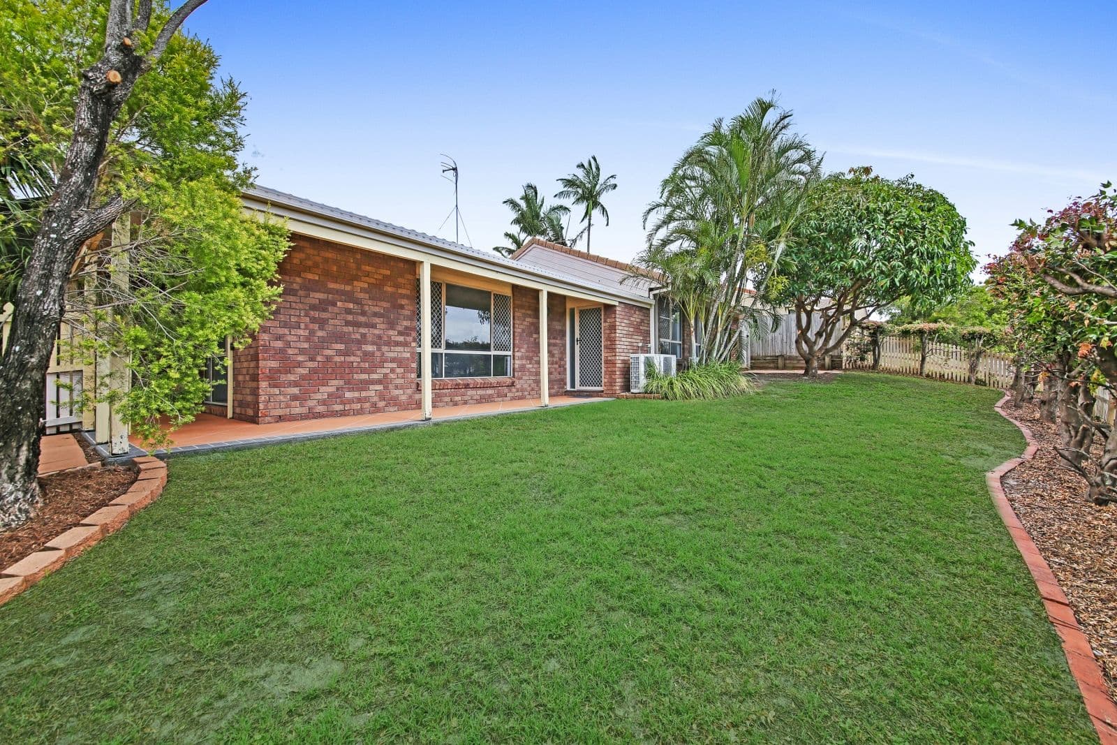 1 Essendon Close, Arundel QLD 4214, Arundel - Thumbnail 4