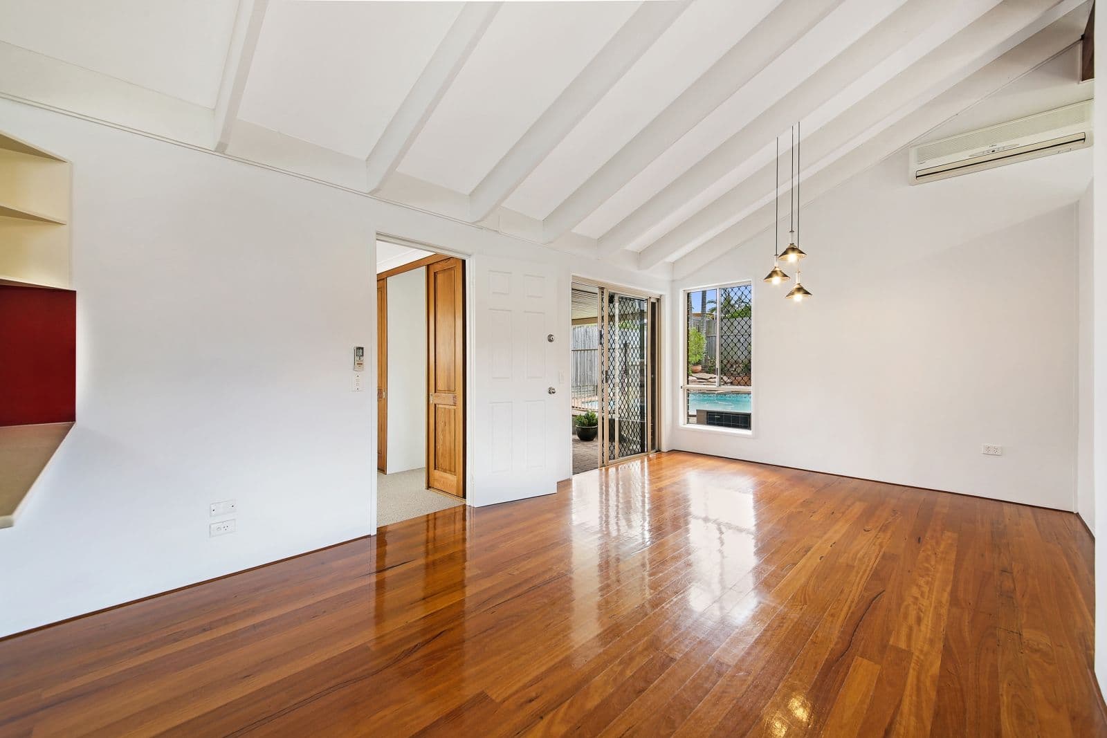 1 Essendon Close, Arundel QLD 4214, Arundel - Thumbnail 5