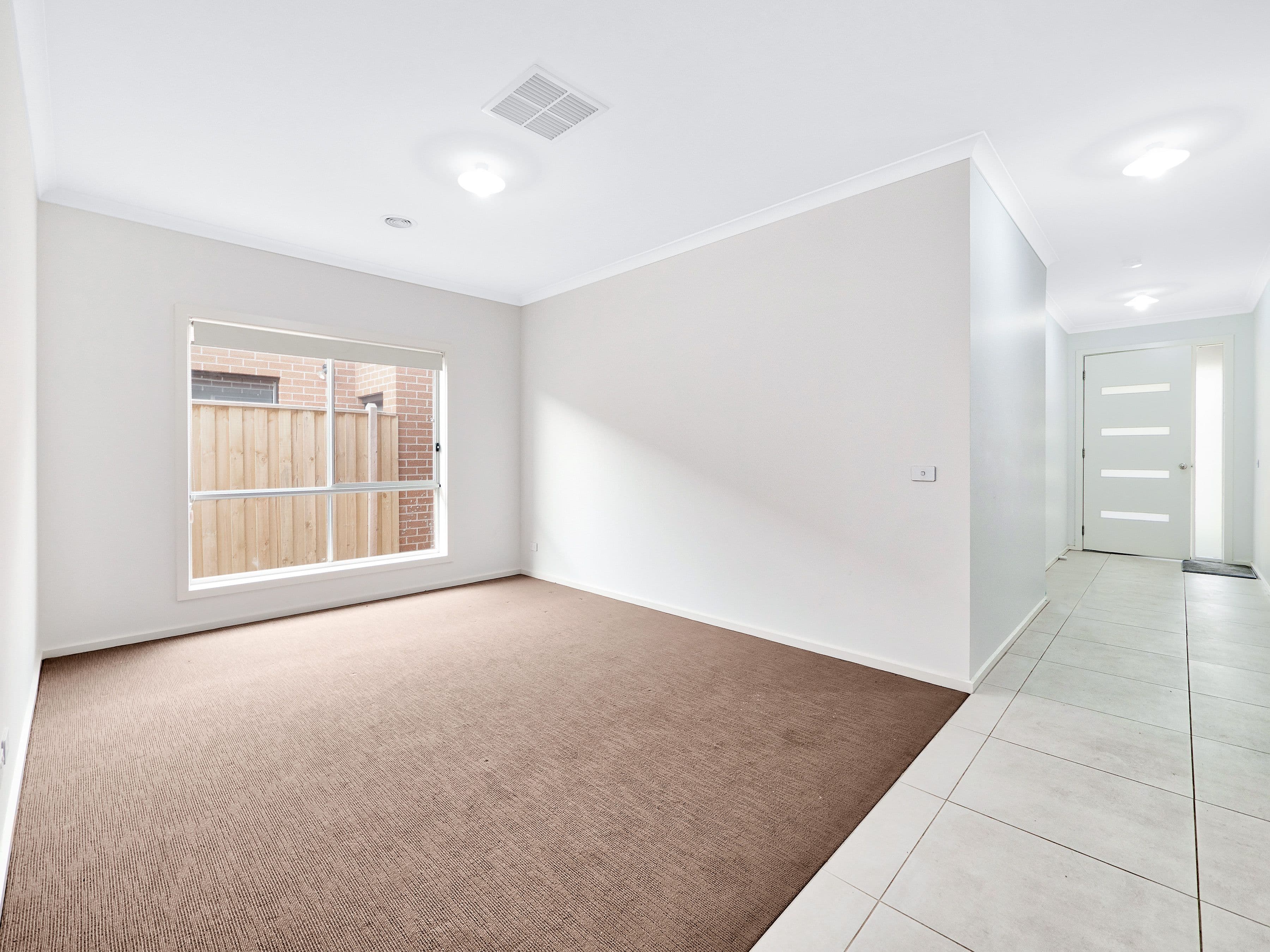 48 Pitfield Avenue, Cranbourne East VIC 3977, Cranbourne East - Thumbnail 2
