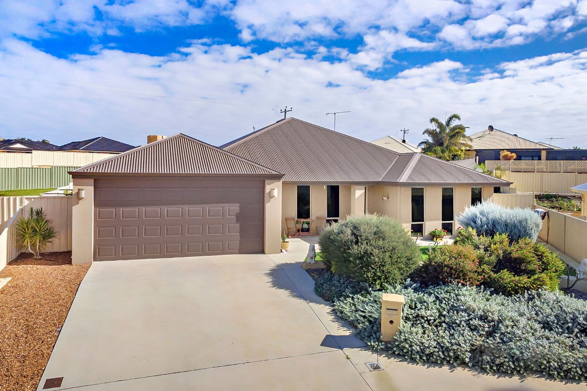24 Curtin Grove, Mount Tarcoola WA 6530, Mount Tarcoola - Thumbnail 3