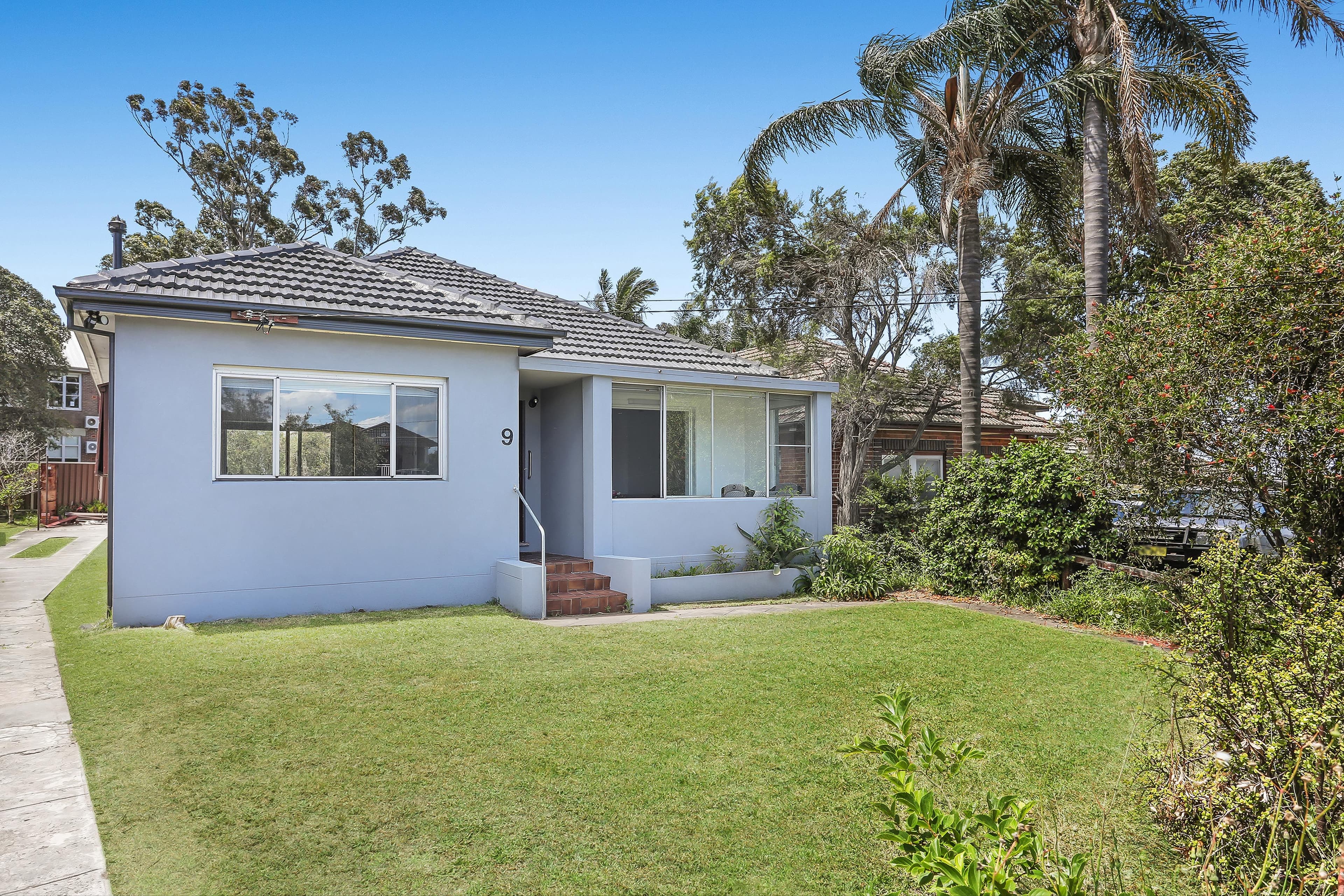 9 Endeavour Street, Sans Souci - Image 1