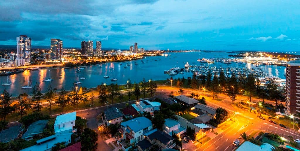Apt 70 'The Waratah' 22 Montgomery Avenue, MAIN BEACH QLD 4217, Main Beach - Thumbnail 2