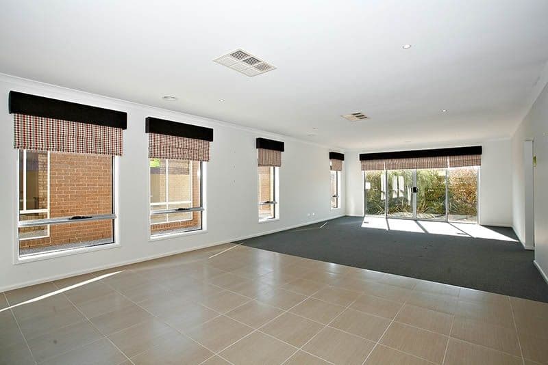 14 Reflections Boulevard, TARNEIT VIC 3029, Tarneit - Thumbnail 3