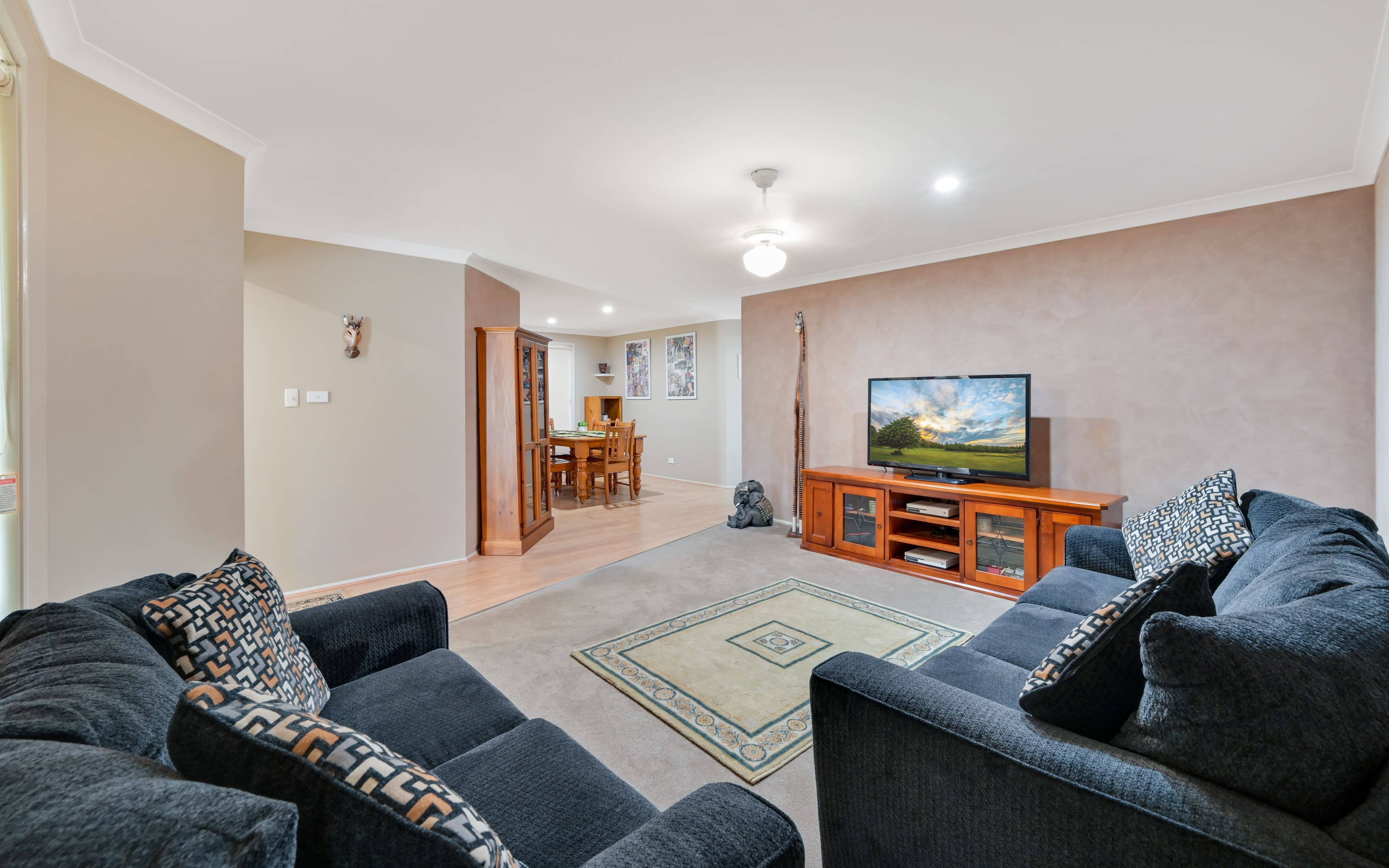 54 The Cascades, Mount Annan NSW 2567, Mount Annan - Thumbnail 3