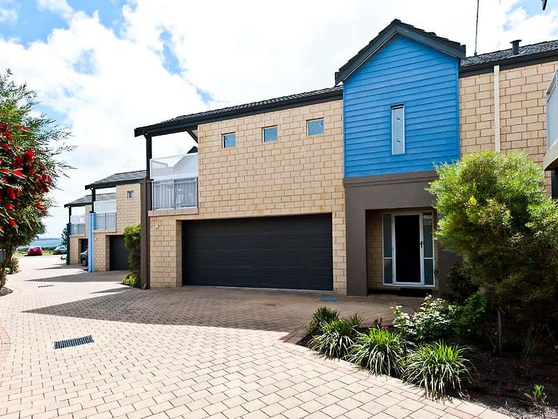 191 Rockingham Beach Road, ROCKINGHAM WA 6168, Rockingham - Thumbnail 2