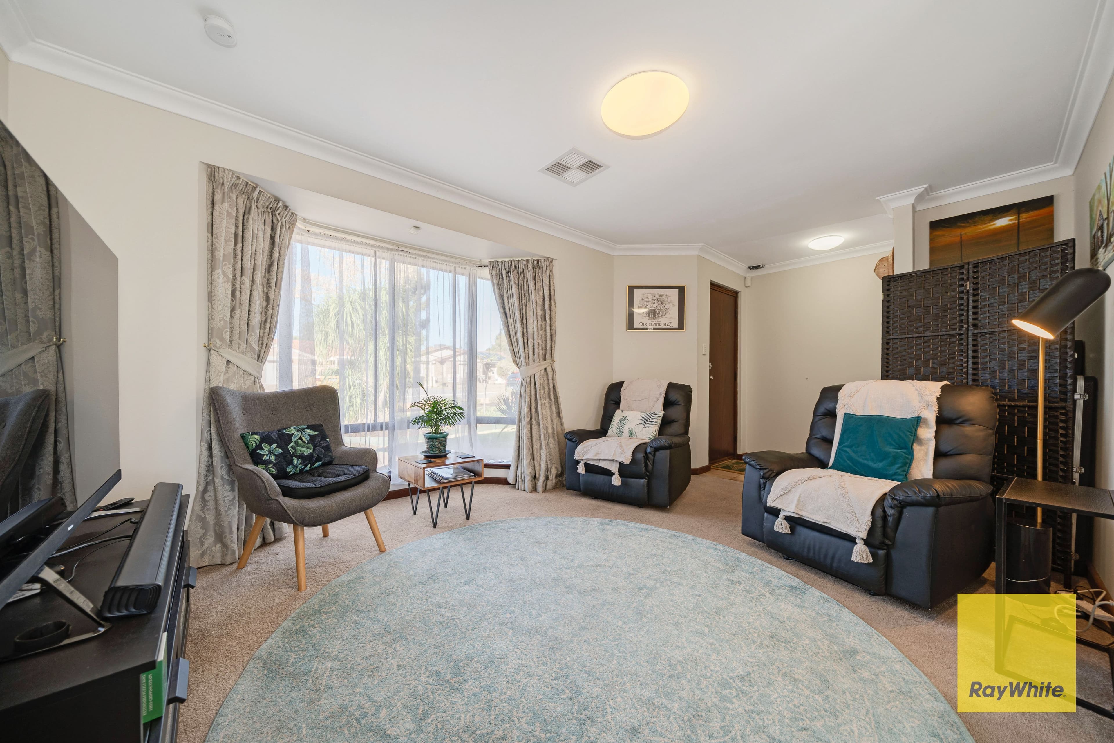 4 Crucis Close, Mirrabooka WA 6061, Mirrabooka - Thumbnail 4
