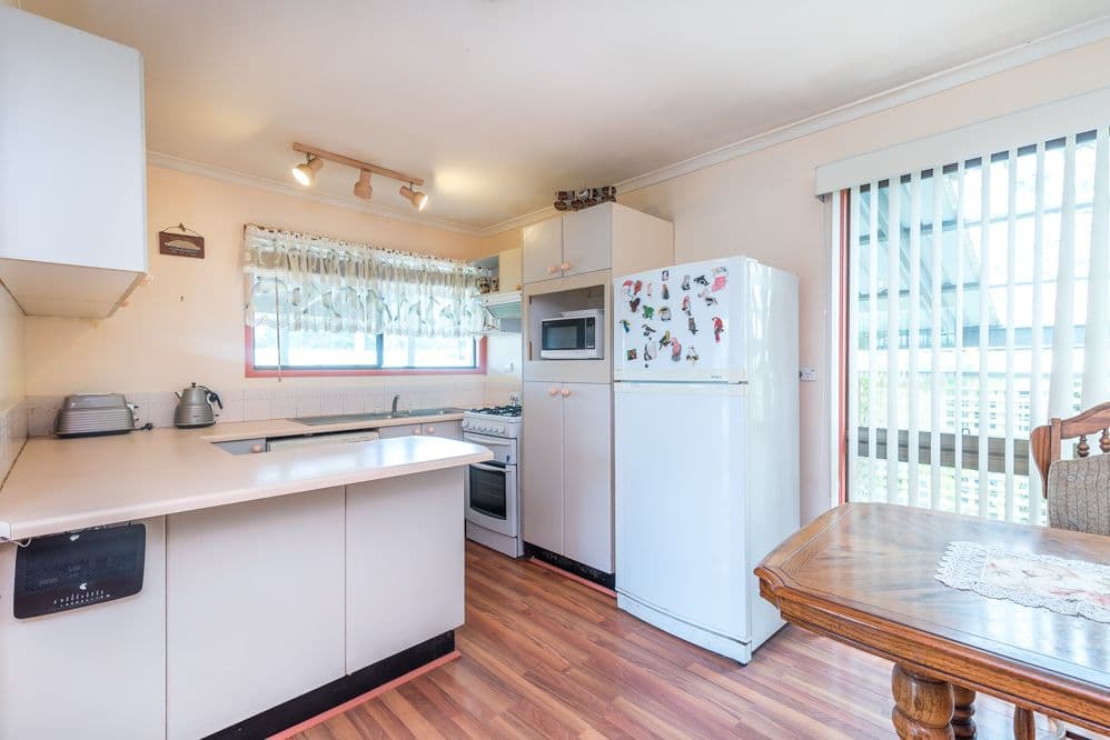 240 Arthur Phillip Drive, Kincumber NSW 2251, Kincumber - Thumbnail 2