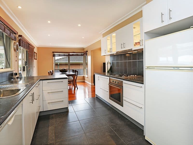 108 Burdoo Drive, GROVEDALE VIC 3216, Grovedale - Thumbnail 5