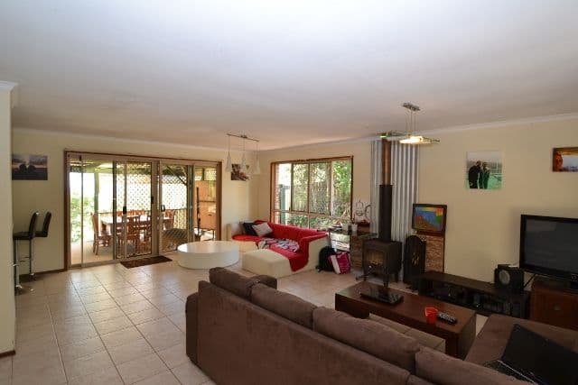 3 Taroona Court, PEACHESTER QLD 4519, Peachester - Thumbnail 2
