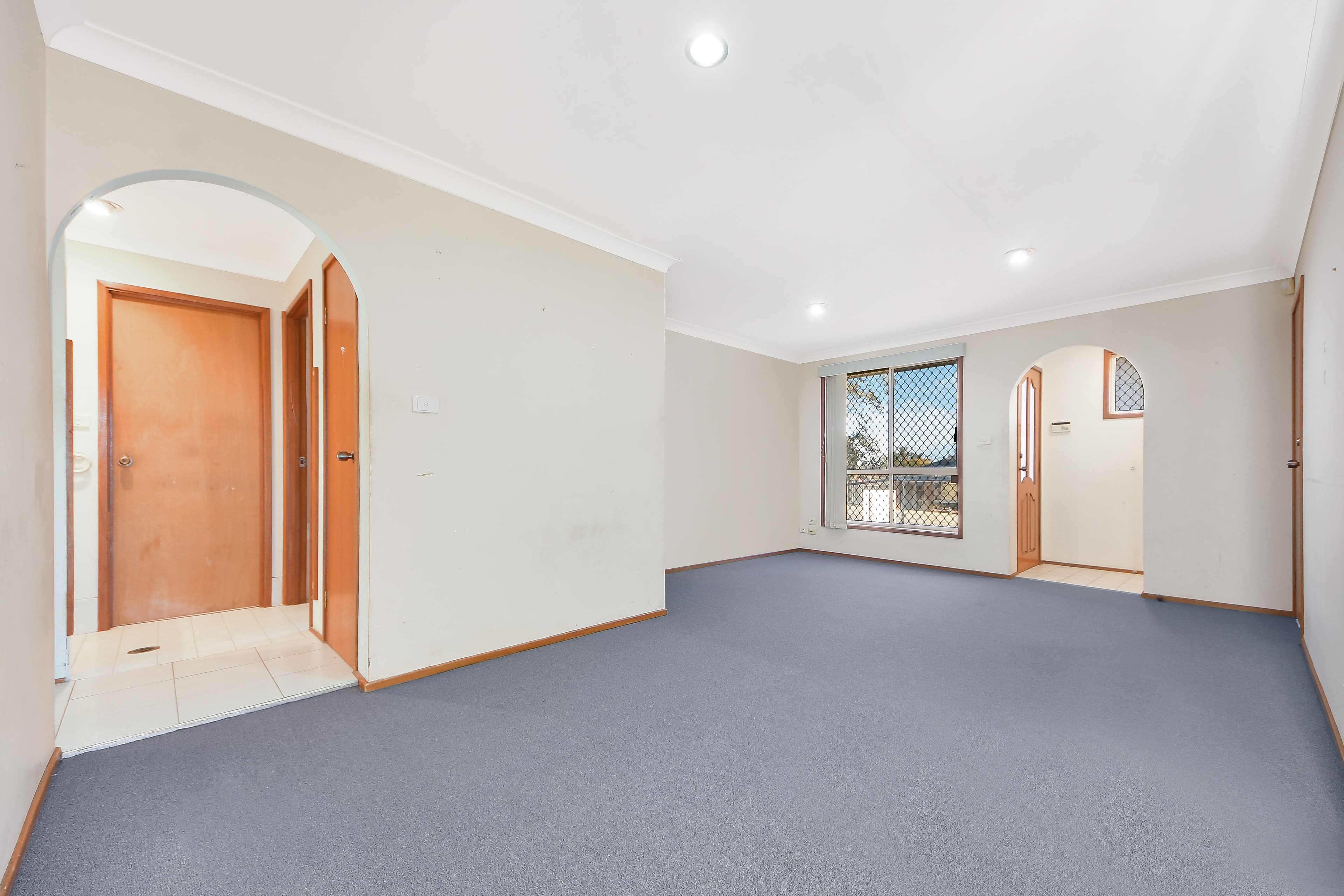 16 Ferdinand Place, Rosemeadow - Thumbnail 3