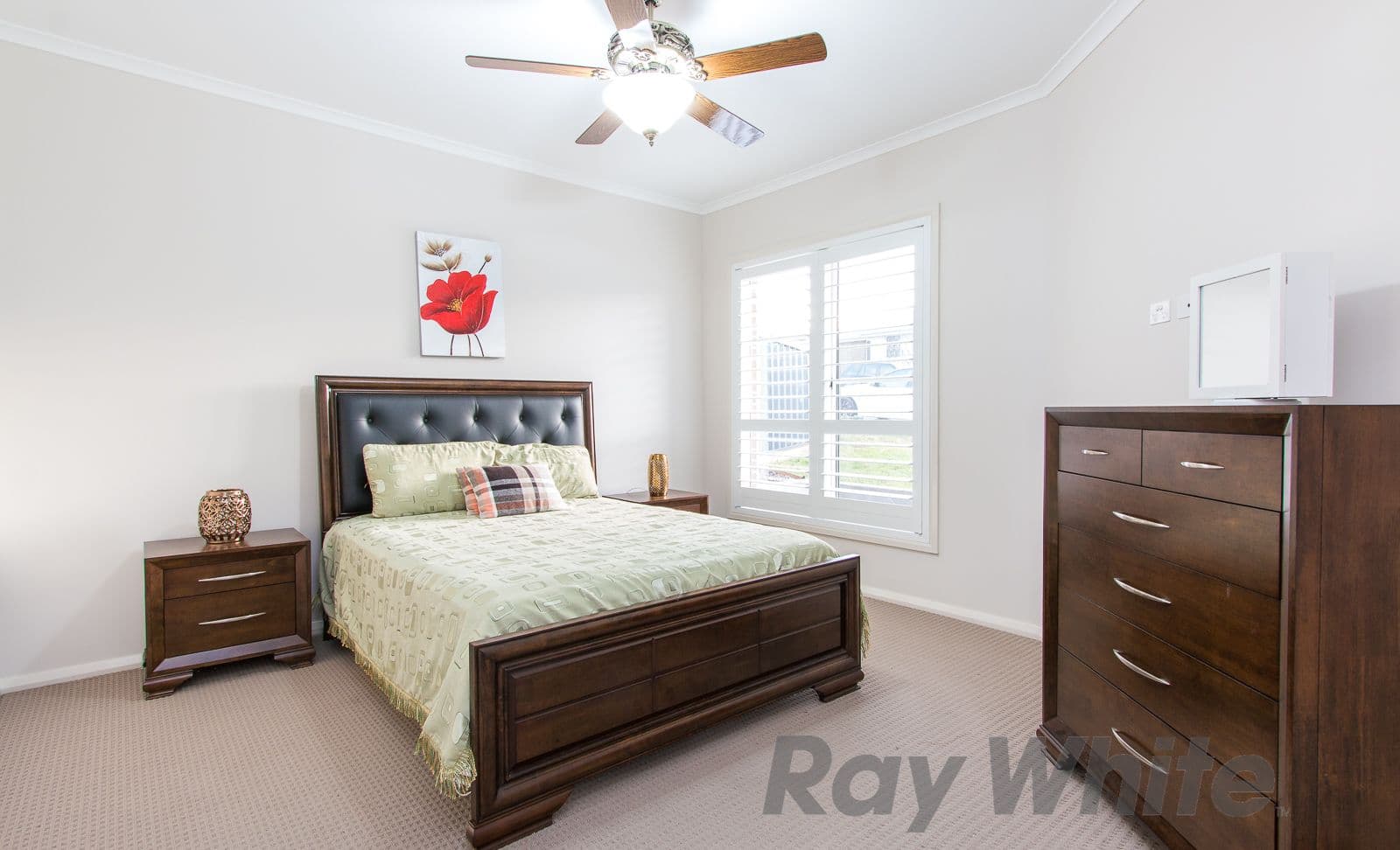 12 Chitambo Street, Macquarie Hills - Thumbnail 5