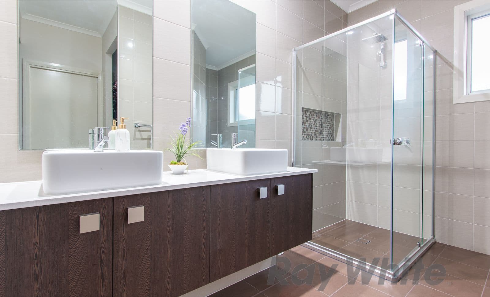 12 Chitambo Street, Macquarie Hills - Thumbnail 6