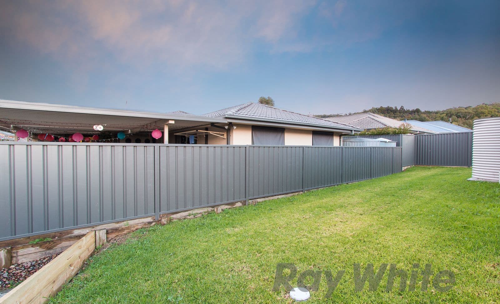 12 Chitambo Street, Macquarie Hills - Thumbnail 8