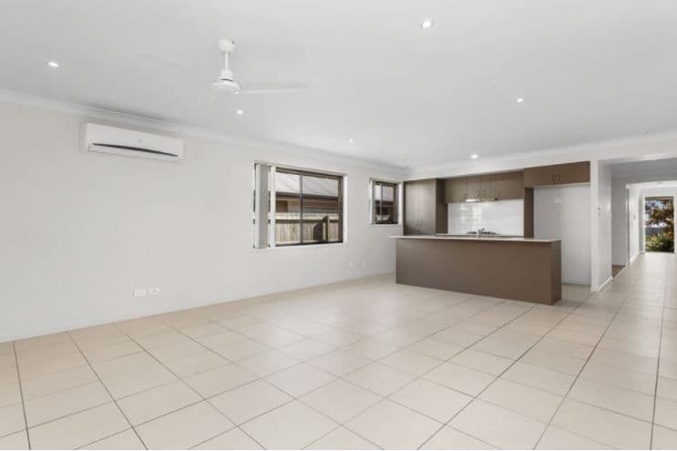 18 Crest Street, Narangba QLD 4504, Narangba - Thumbnail 3