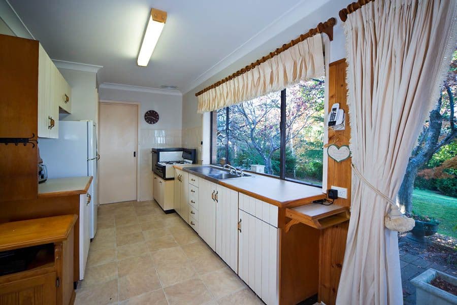154 Clarence Road, BLACKHEATH NSW 2785, Blackheath - Thumbnail 4
